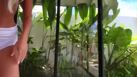 Snapshot of harleyysummers chatting on March 2026 04:07:02 AM Harley online show from March 2026 04:07:02 AM