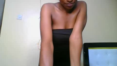 Snapshot of harmlessbitch chatting on October 2025 09:59:02 AM harmlessbitch online show from October 2025 09:59:02 AM