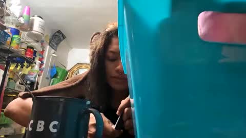 Nicky online show from January 2025 08:18:02 AM