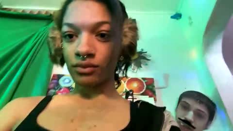 Nicky online show from January 2025 12:37:01 PM