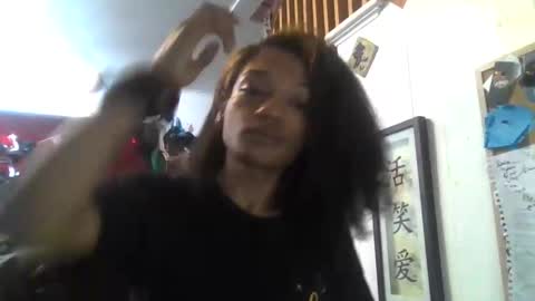 Nicky online show from February 2025 10:02:02 AM