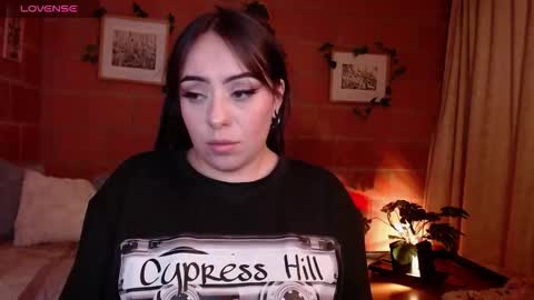 Harmony    Please help me to reach 100 thumbs up online show from November 2025 06:11:02 AM