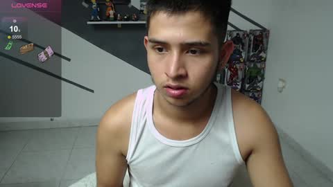 harold_18_ online show from December 2024 07:40:02 PM