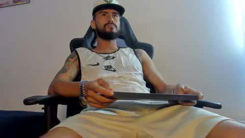 harold_999 online show from October 2025 08:31:02 PM