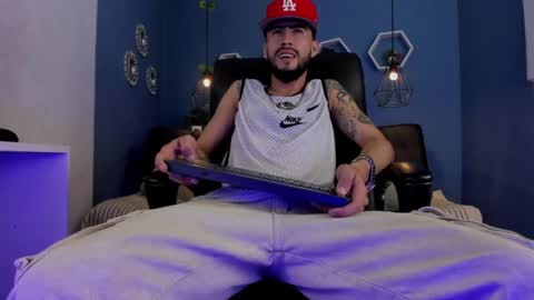 harold_999 online show from May 2026 11:22:01 PM