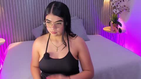 HARPER  online show from April 2026 07:58:01 PM