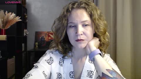 Harper online show from September 2025 06:53:01 PM