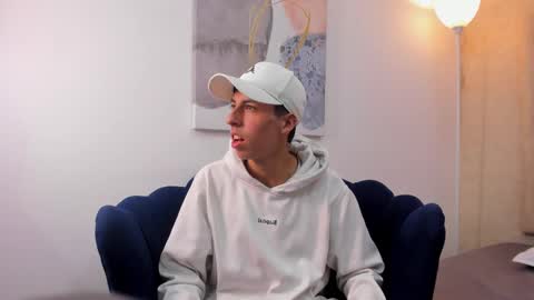   H  K   online show from September 2025 12:19:01 PM