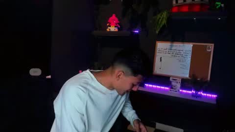 Snapshot of harrydavidsonx chatting on June 2026 04:30:01 PM ... online show from June 2026 04:30:01 PM