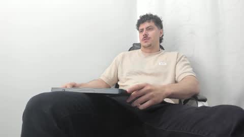 alpha online show from November 2025 03:19:01 AM