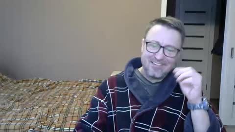 HarrySnake online show from December 2024 08:09:01 AM