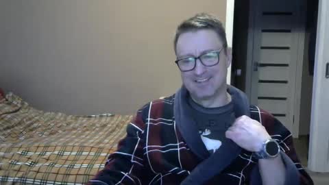 HarrySnake online show from December 2024 06:40:01 AM