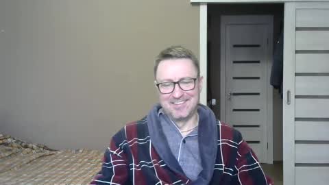 HarrySnake online show from February 2025 06:39:01 AM