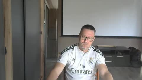 HarrySnake online show from September 2025 11:00:01 AM