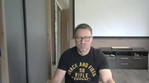 HarrySnake online show from October 2025 11:52:01 AM