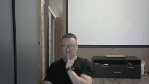 HarrySnake online show from October 2025 01:45:02 PM