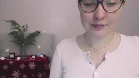 Snapshot of hartfoxx chatting on January 2025 06:41:02 PM hartfoxx online show from January 2025 06:41:02 PM