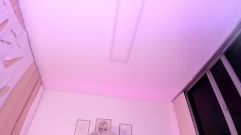 Snapshot of haru__kii chatting on November 2025 12:23:01 AM haru online show from November 2025 12:23:01 AM