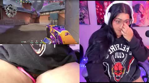 karen  online show from September 2025 06:33:01 PM