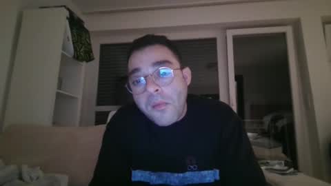 Snapshot of hash420 chatting on February 2025 11:43:01 PM hash420 online show from February 2025 11:43:01 PM