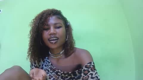 Snapshot of hasleyinah chatting on May 2026 09:59:02 AM hasleyinah online show from May 2026 09:59:02 AM