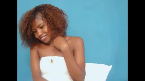 Snapshot of hasleyinah chatting on May 2026 08:43:01 AM hasleyinah online show from May 2026 08:43:01 AM
