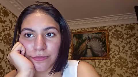 Leila online show from February 2026 01:48:01 PM