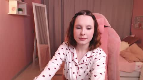 Mia online show from February 2026 01:21:01 AM