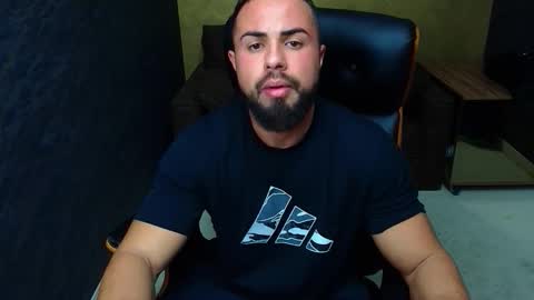 HayesWood online show from October 2025 04:23:02 AM