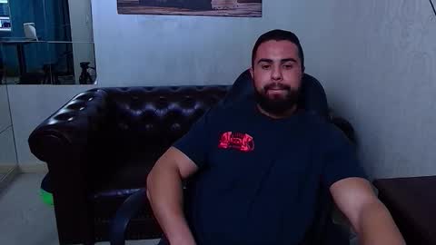 HayesWood online show from December 2025 05:47:01 AM