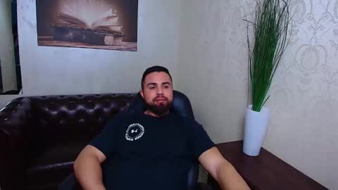 HayesWood online show from February 2026 05:49:01 AM