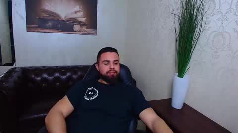 HayesWood online show from February 2026 06:22:01 AM