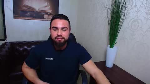 HayesWood online show from February 2026 06:29:02 AM