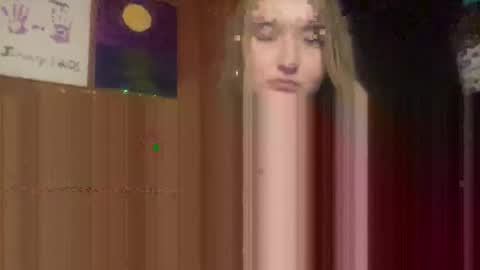 hayhayfree online show from February 2026 05:25:01 AM