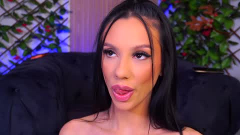 Haylie online show from December 2024 08:09:01 AM