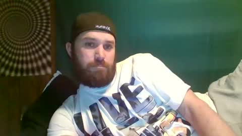 Snapshot of hazel198812 chatting on January 2026 02:06:02 AM hazel198812 online show from January 2026 02:06:02 AM