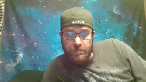 Snapshot of hazel198812 chatting on February 2026 09:31:01 PM hazel198812 online show from February 2026 09:31:01 PM