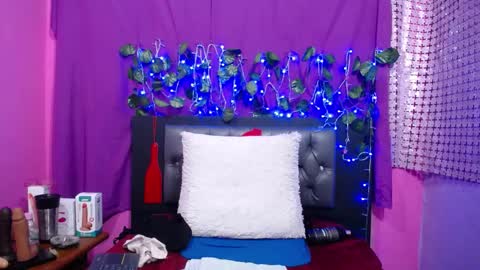 hazel online show from December 2024 12:41:01 AM