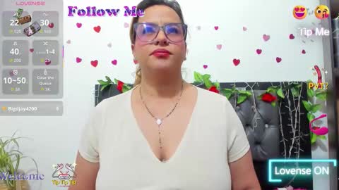 Snapshot of hazel_34 chatting on November 2025 08:46:02 AM hazel online show from November 2025 08:46:02 AM