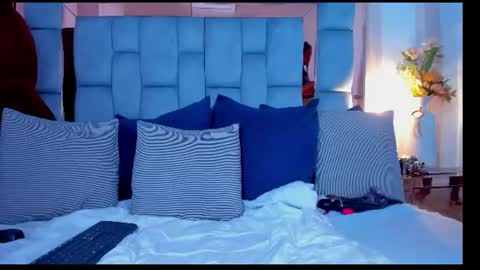 hazel_lanee online show from June 2026 06:51:02 AM