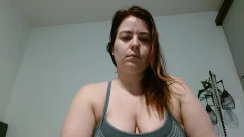 Snapshot of hazel_skye chatting on January 2025 12:57:02 PM Hazel online show from January 2025 12:57:02 PM