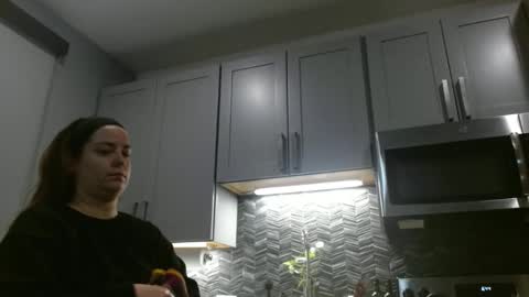 Snapshot of hazel_skye chatting on February 2025 12:43:02 AM Hazel online show from February 2025 12:43:02 AM