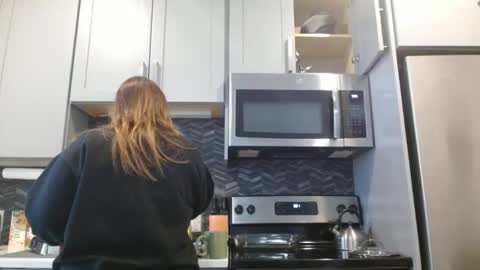 Snapshot of hazel_skye chatting on February 2025 02:59:02 PM Hazel online show from February 2025 02:59:02 PM