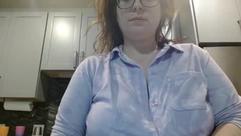 Snapshot of hazel_skye chatting on March 2025 01:20:01 PM Hazel online show from March 2025 01:20:01 PM