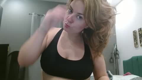 Hazel online show from May 2026 01:03:02 AM