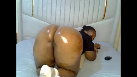 hazel_spanky online show from February 2025 10:29:02 PM