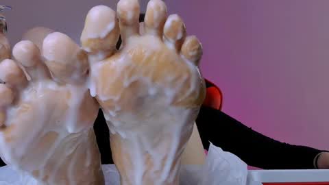 Snapshot of hazel_sullivan chatting on March 2025 03:16:02 PM Hazel online show from March 2025 03:16:02 PM