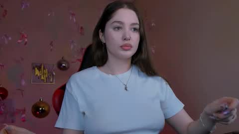 Snapshot of hazel_sullivan chatting on December 2025 12:09:01 PM Hazel online show from December 2025 12:09:01 PM