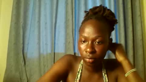 hazel_tess online show from November 2025 06:35:01 AM