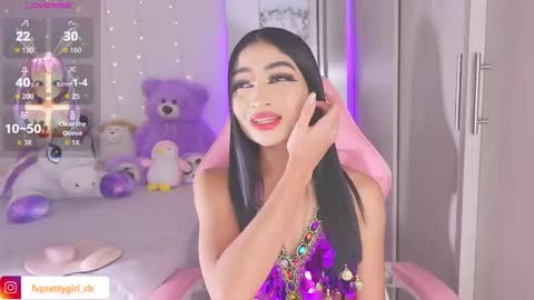 Lynn online show from December 2025 05:45:02 AM